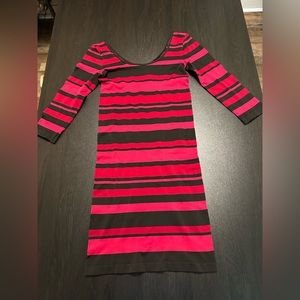 Bebe Fitted Dress ❤️